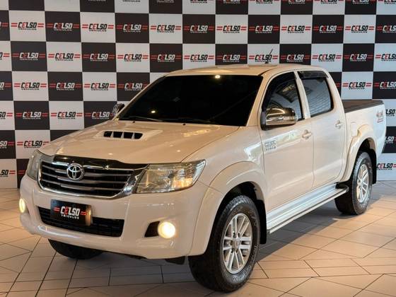 TOYOTA HILUX 3.0 SRV TOP 4X4 CD 16V TURBO INTERCOOLER DIESEL 4P AUTOMÁTICO